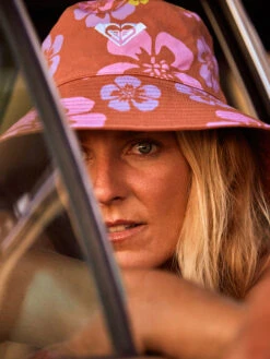 Roxy Surf.Kind.Kate. Bucket Reversible Hat