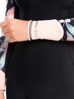 Roxy 2mm Swell Series Long Sleeve Back Zip Springsuit -Shoreline Mood erjw403054 roxyw kvj6 frt4