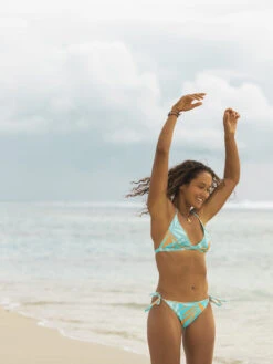 Roxy Pro The True Air Tiki Triangle Bikini Top -Shoreline Mood erjx305051 roxyl bhb6 bck2