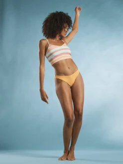 Roxy Beach Classics Cheeky Bikini Bottoms -Shoreline Mood erjx404291 roxym ngz0 bck9