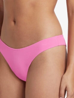 Roxy Hawaiian Heat High Leg Cheeky Bikini Bottoms -Shoreline Mood erjx404595 roxyw mjy0 frt4
