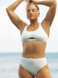 Roxy Pro The Backside Moderate Bikini Bottoms -Shoreline Mood erjx404647 roxyl bek0 bck2